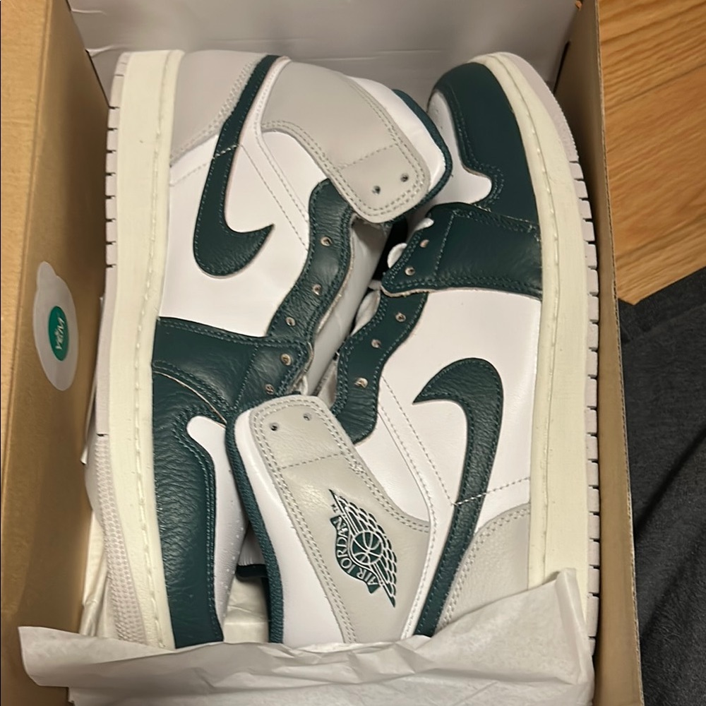 Air Jordan retro NEW green white Athletic Shoes high top hightops sneakers 11.5